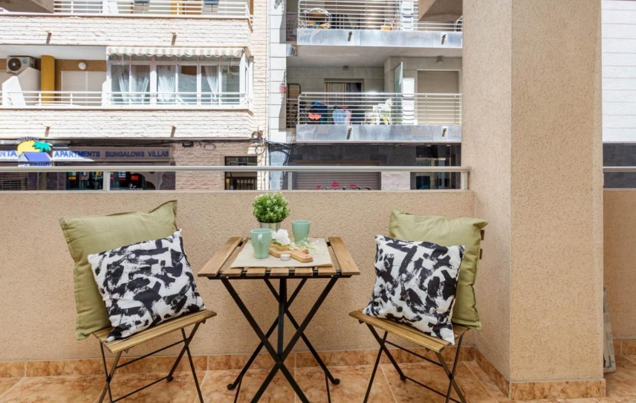 Sunshine Plus Torrevieja Exterior photo